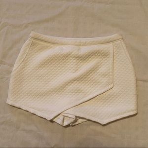 NWT Abercrombie skort